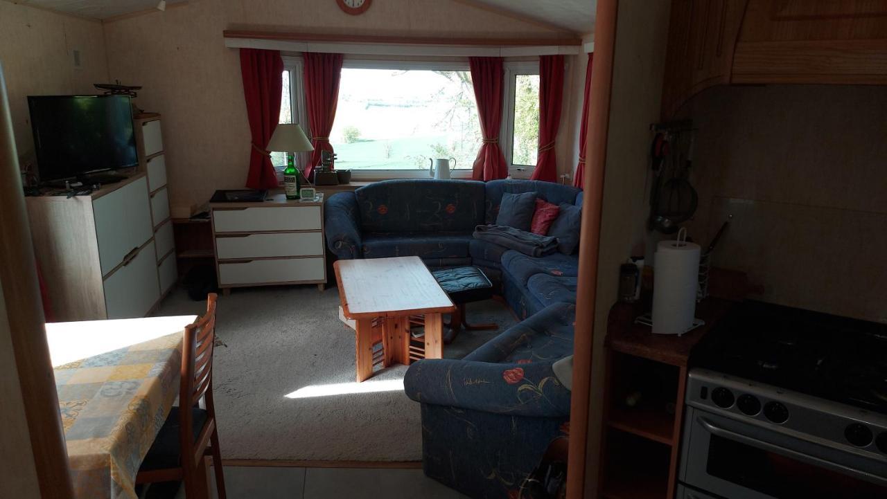 Camping Le Bois Jahan Brunelles Buitenkant foto