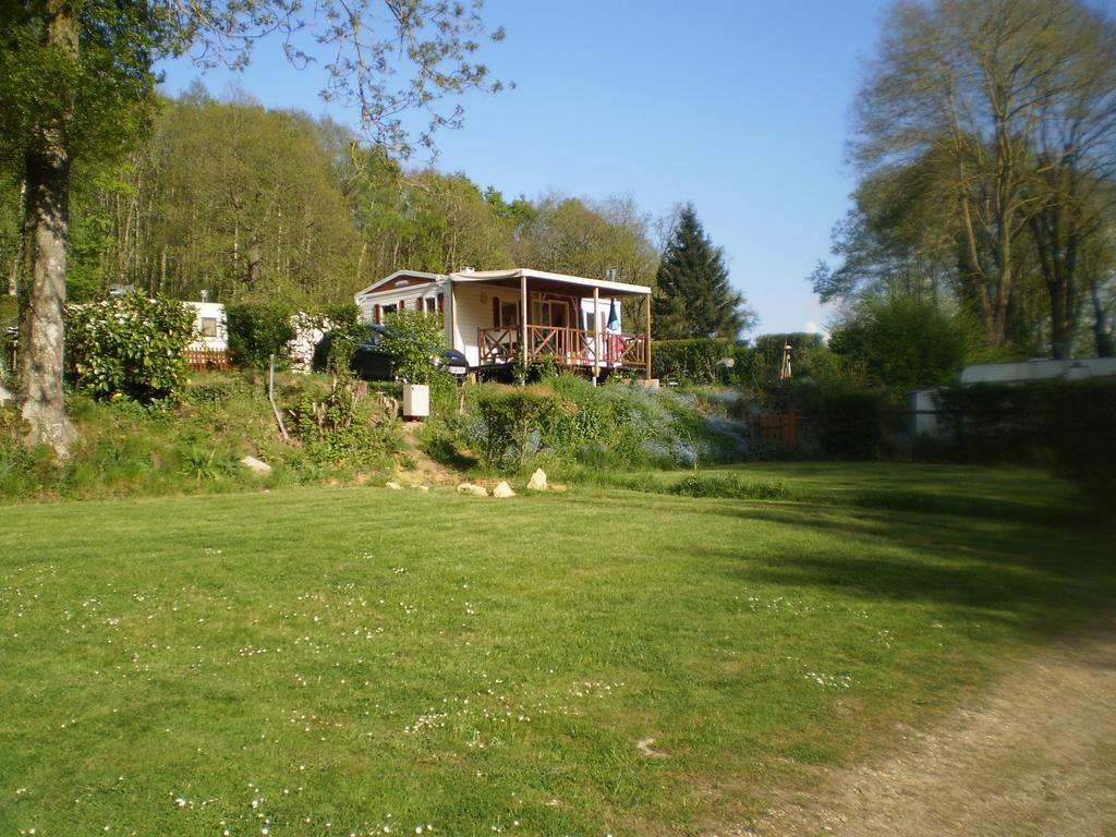 Camping Le Bois Jahan Brunelles Buitenkant foto