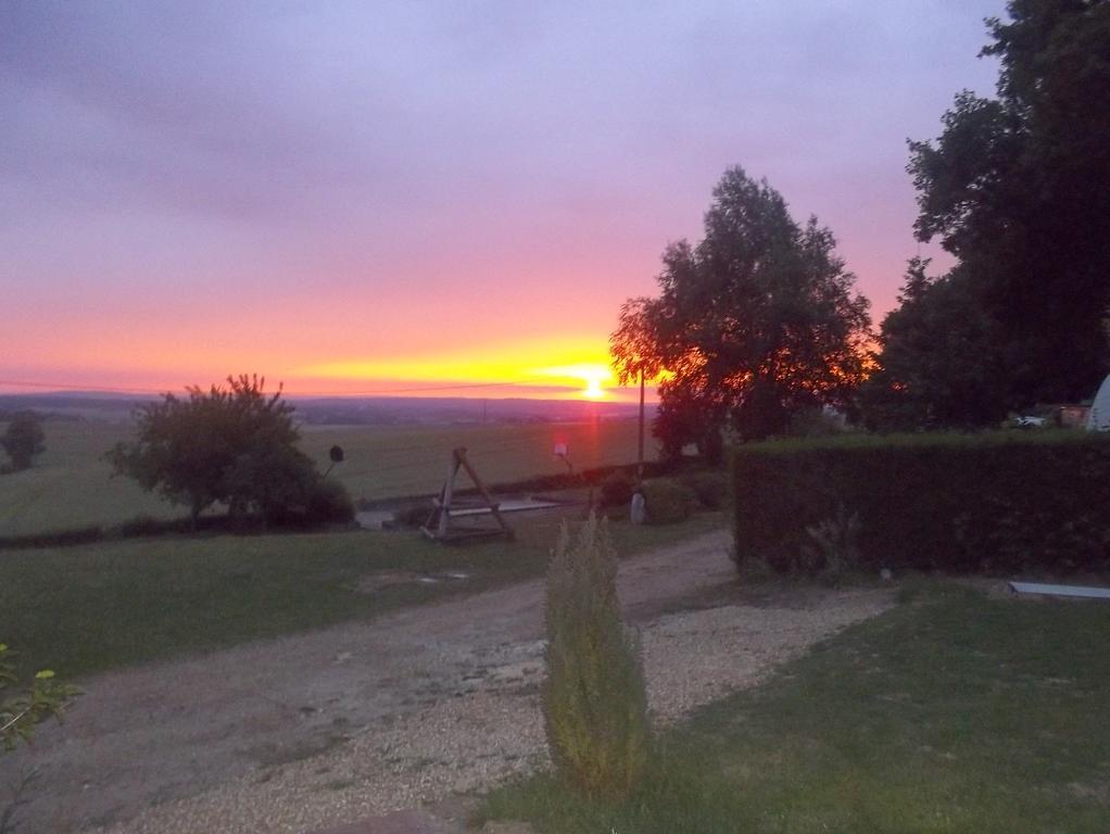 Camping Le Bois Jahan Brunelles Buitenkant foto