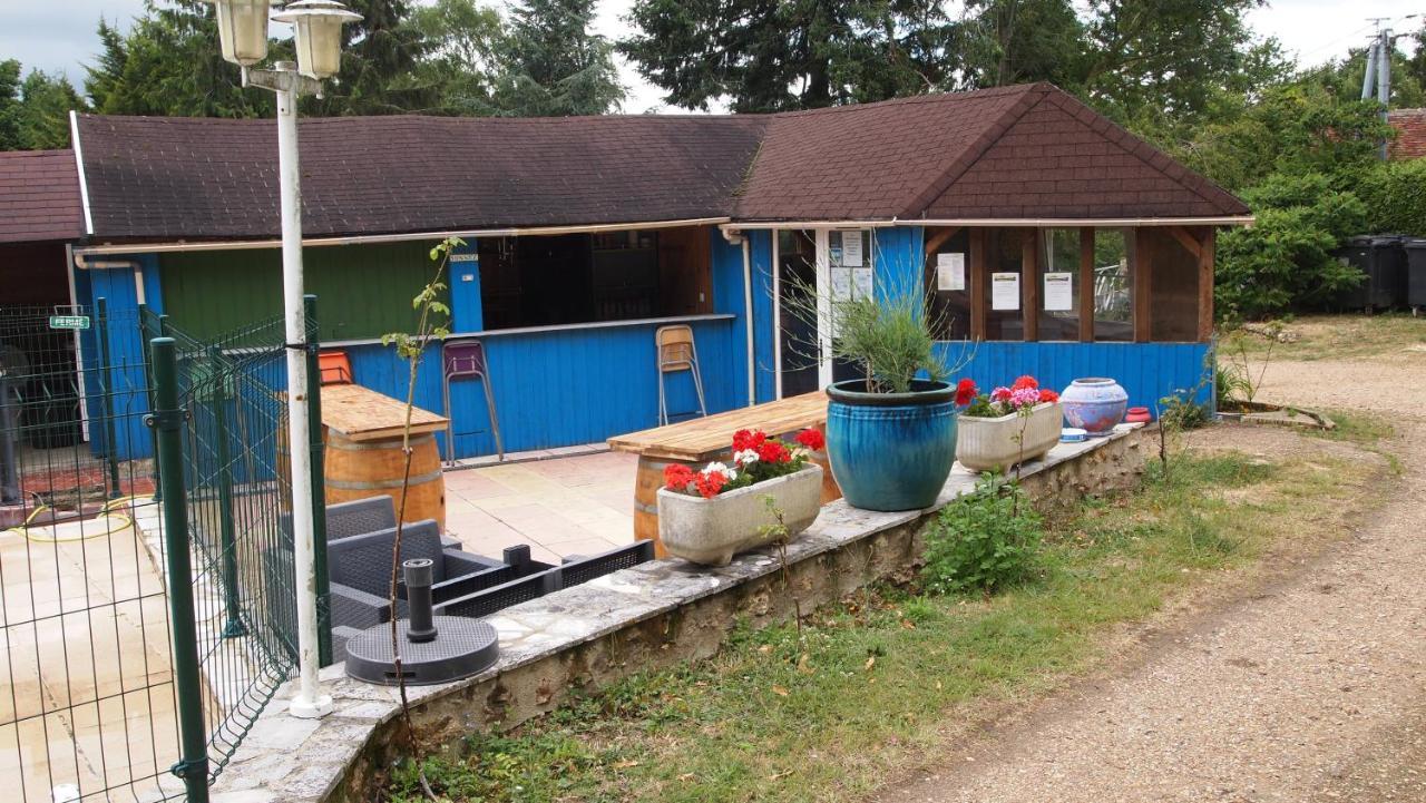 Camping Le Bois Jahan Brunelles Buitenkant foto