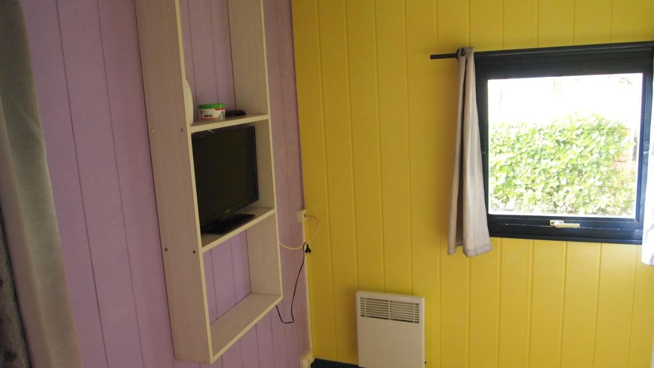 Camping Le Bois Jahan Brunelles Buitenkant foto